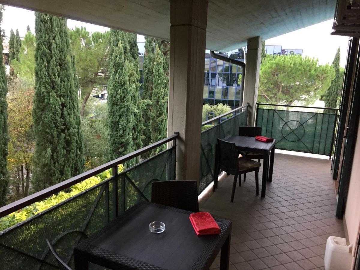 Residence Nuove Terme Sirmione Eksteriør billede