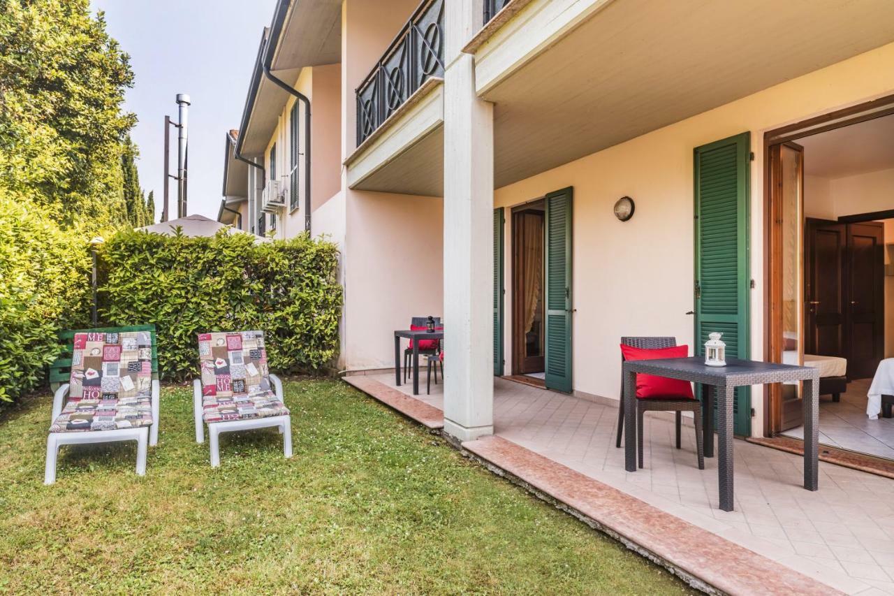 Residence Nuove Terme Sirmione Eksteriør billede