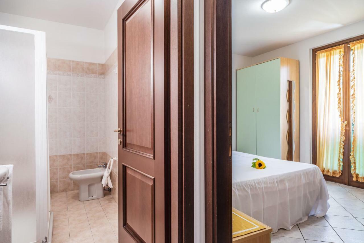 Residence Nuove Terme Sirmione Eksteriør billede